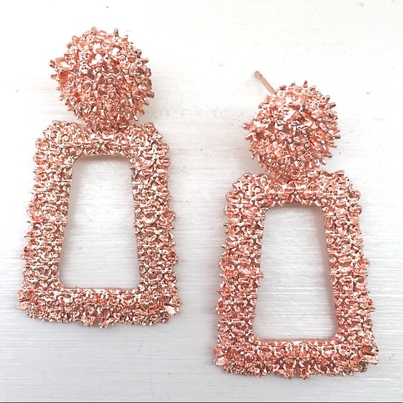 🔴𝟭𝟬/$𝟮𝟱🔴NEW Medium Quad Textured Earrings - Picture 10 of 13
